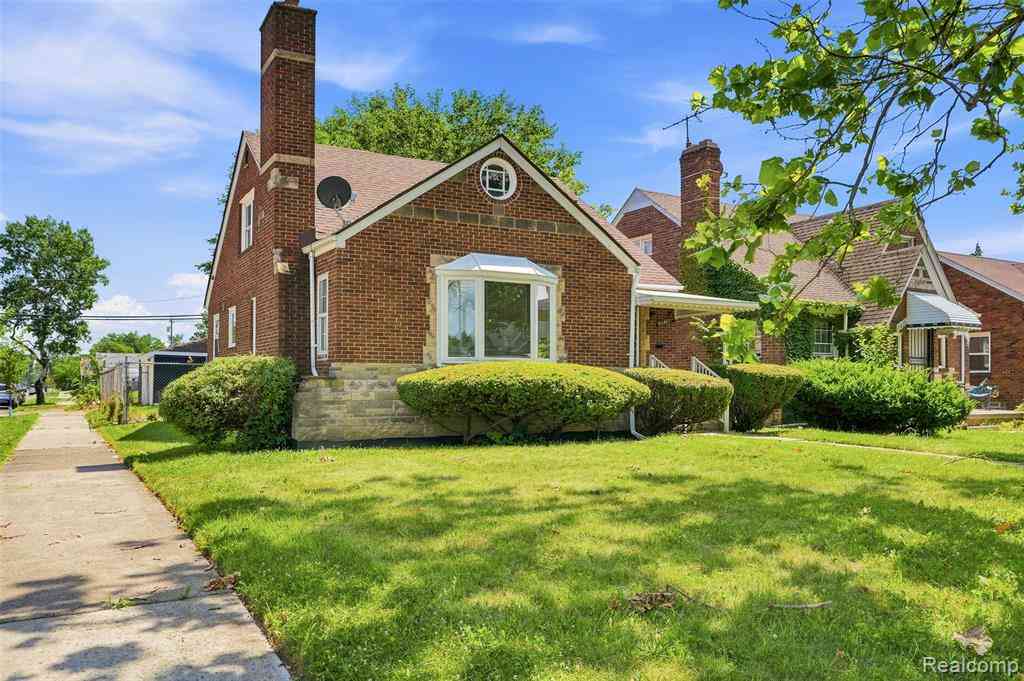 Homes For Sale - 10346 Lakepointe Street <br/> Wayne County, Detroit, MI 48224