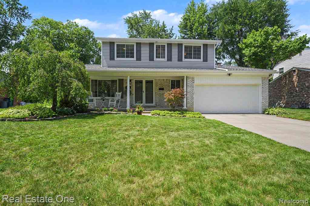 Homes For Sale - 4255 Greensboro Drive <br/> Troy, MI 48085