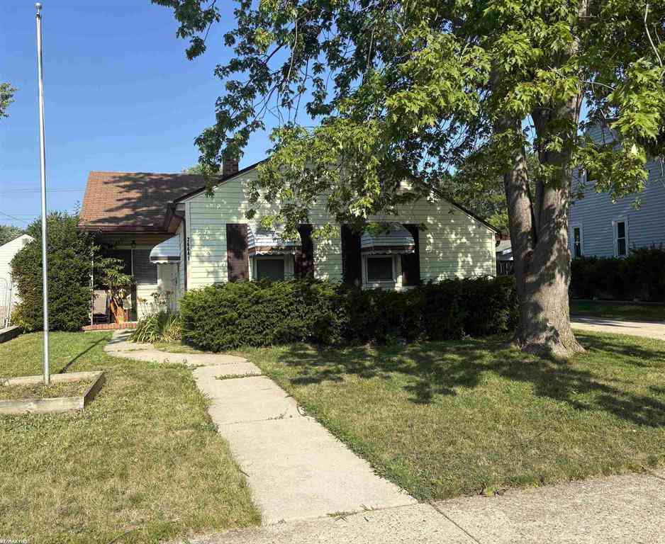 Homes For Sale - 26641 Pattow Street <br/> Roseville, MI 48066