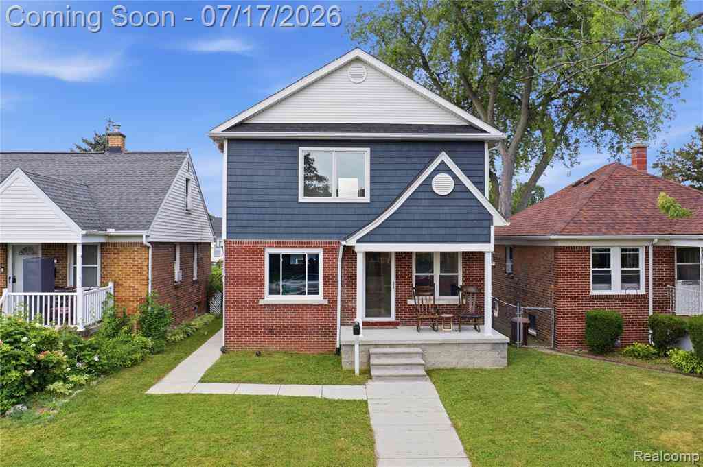 Homes For Sale - 1058 Mollno Street <br/> Wyandotte, MI 48192