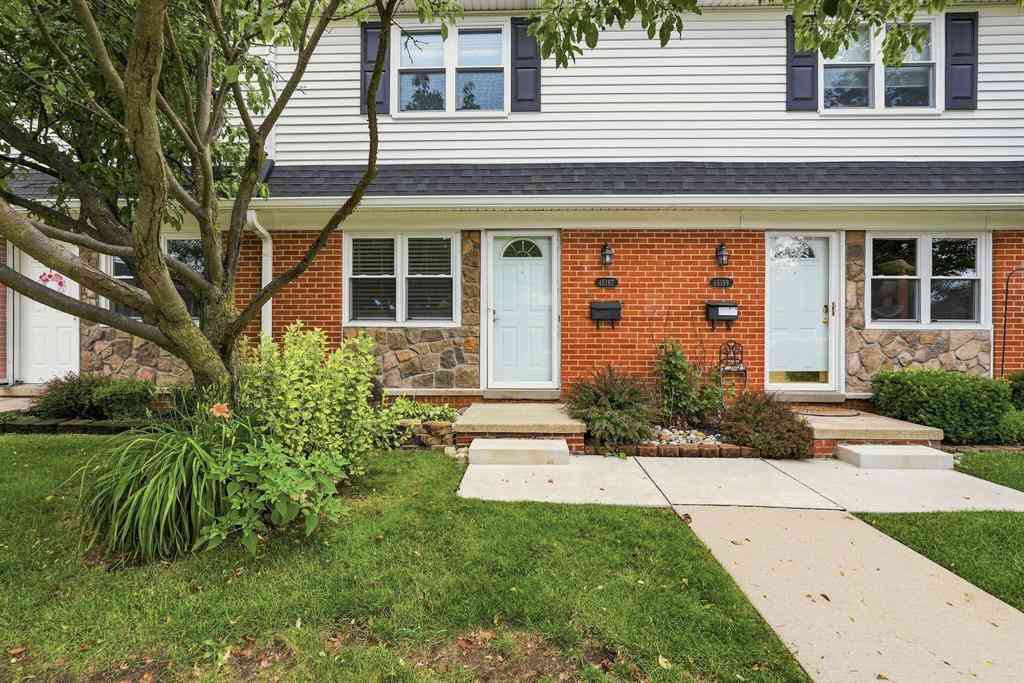 Condo For Sale - 45197 Kensington Street <br/> Utica, MI 48317