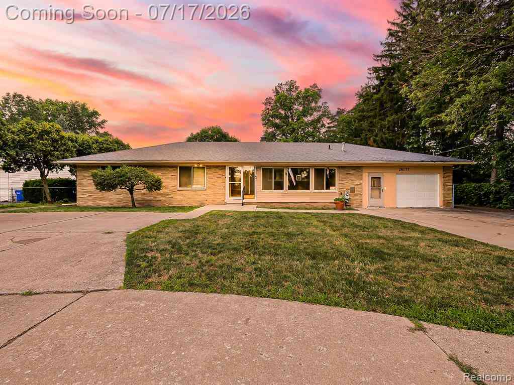Homes For Sale - 28177 Ryan Road <br/> Warren, MI 48092
