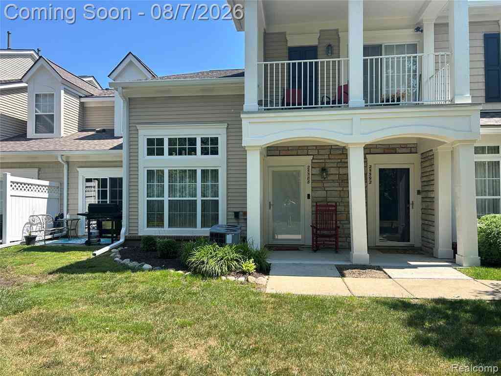 Condo For Sale - 25588 Sun Sail Court <br/> Harrison Township, MI 48045