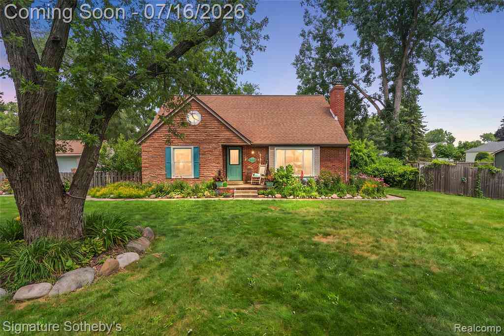 Homes For Sale - 28300 Oakley Street <br/> Livonia, MI 48154