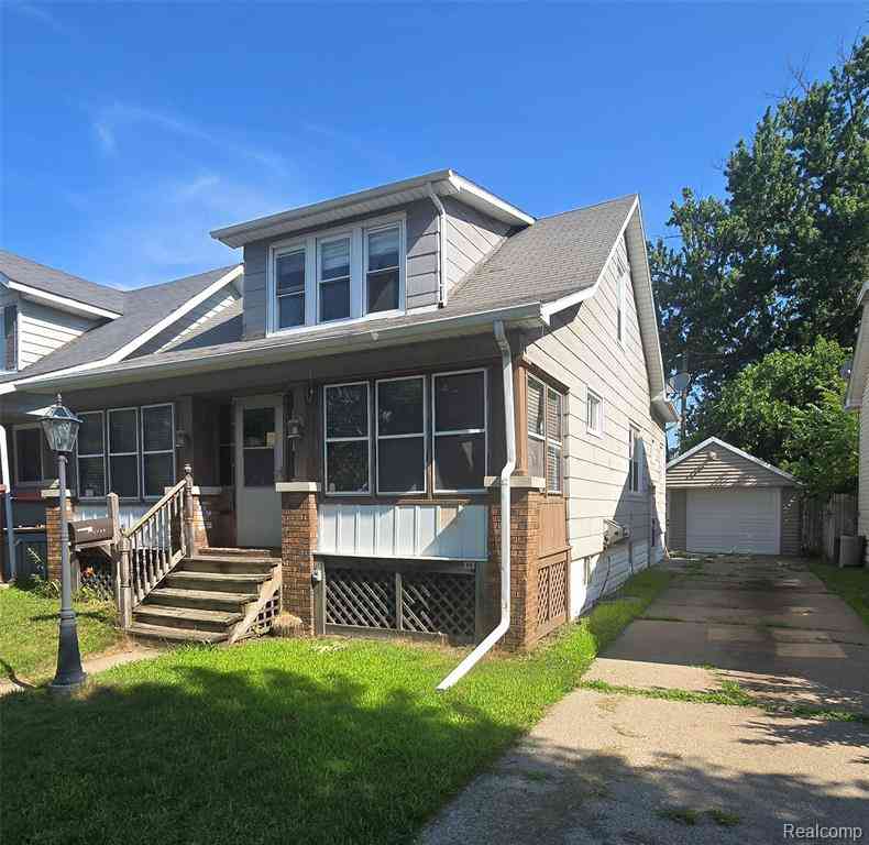 Homes For Sale - 1619 White Street <br/> Saint Clair County, Port Huron, MI 48060