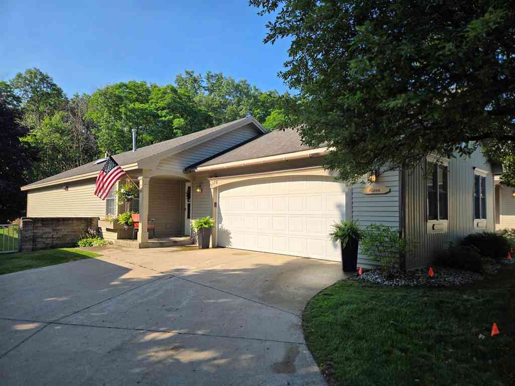 Condo For Sale - 1178 Hemingway Lane <br/> Traverse City, MI 49686
