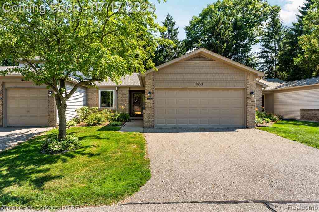 Condo For Sale - 36551 Deerhurst  S S<br/> Wayne County, Westland, MI 48185