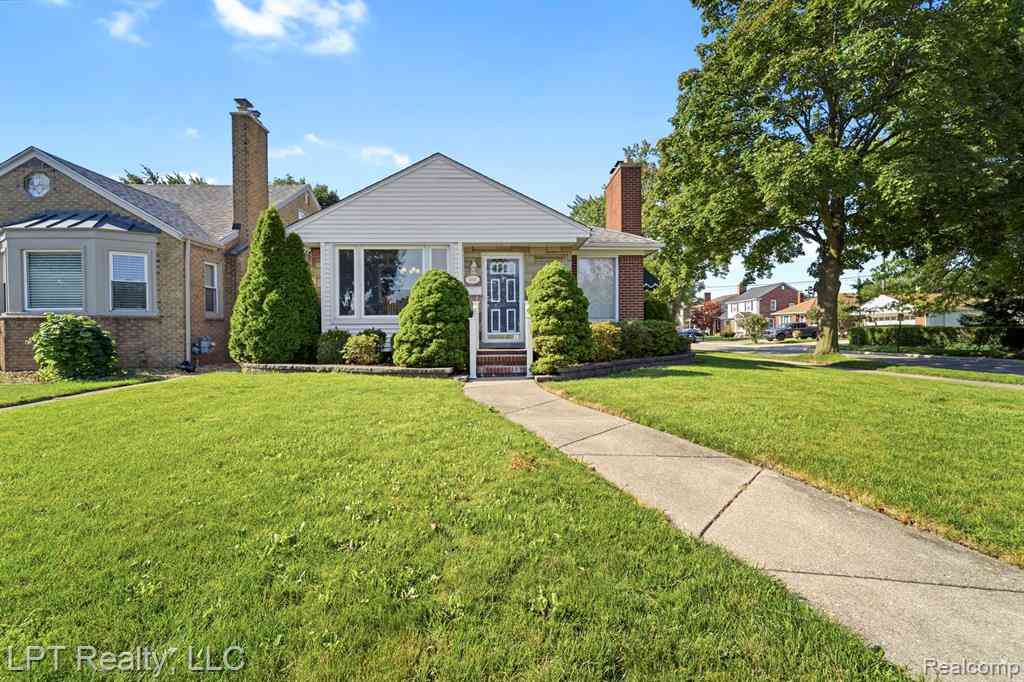 Homes For Sale - 16847 Philomene Boulevard <br/> Allen Park, MI 48101