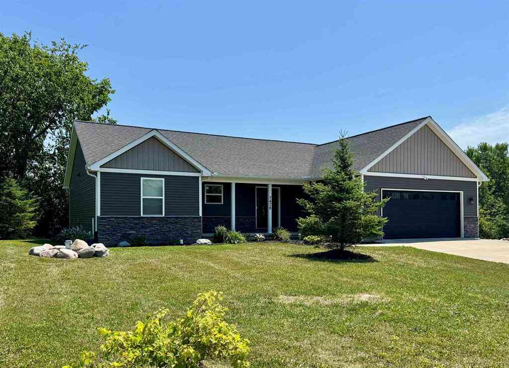 Homes For Sale - 7478 Tara Court <br/> Goodrich, MI 48438