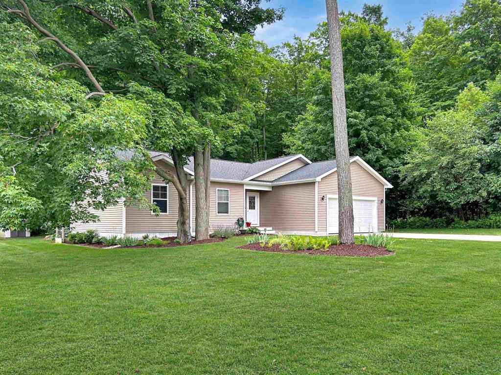 Homes For Sale - 4159 Edwin Boulevard <br/> Grawn, MI 49637