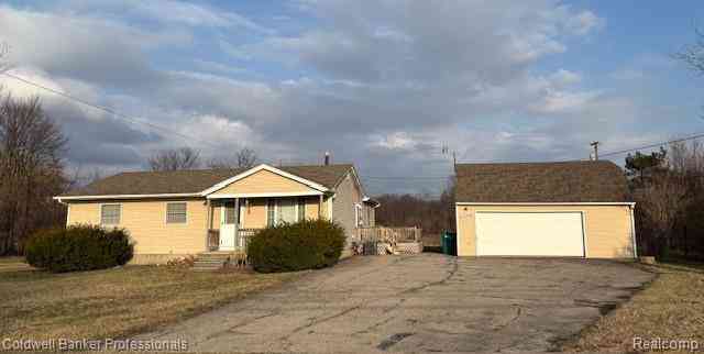 Homes For Sale - 25449 Bell Road <br/> New Boston, MI 48164