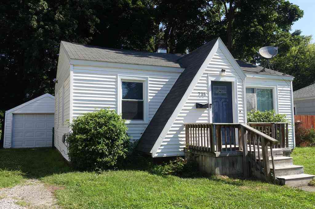 Homes For Sale - 735 Vance Street <br/> Lansing, MI 48906
