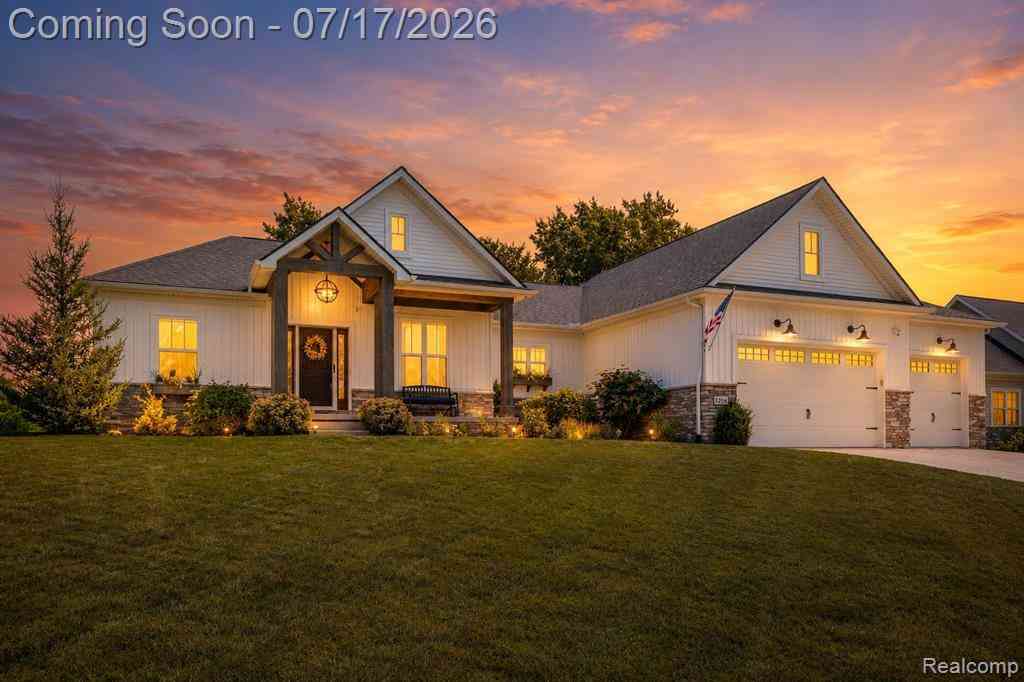 Homes For Sale - 12349 Sugar Maple Drive <br/> Genesee County, Fenton, MI 48430