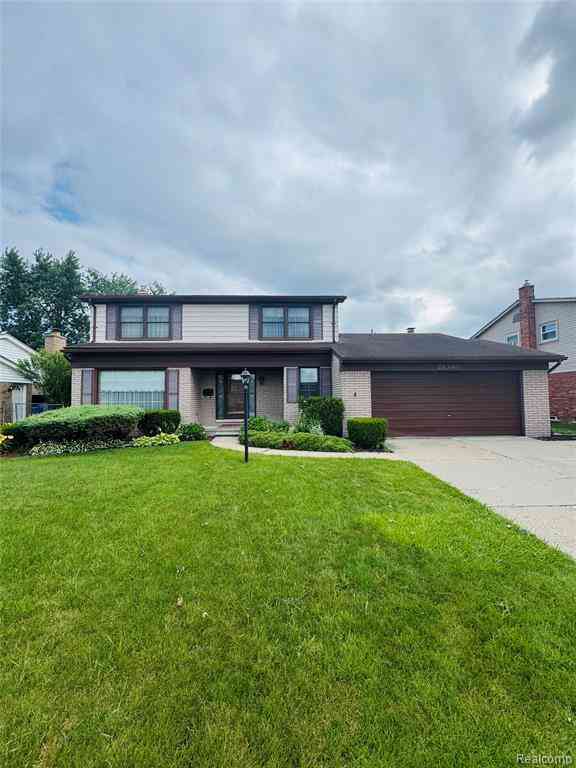 Homes For Sale - 26309 Cecile Street <br/> Dearborn Heights, MI 48127
