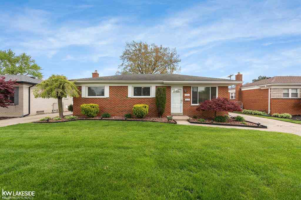 Homes For Sale - 32344 Firwood  <br/> Warren, MI 48088
