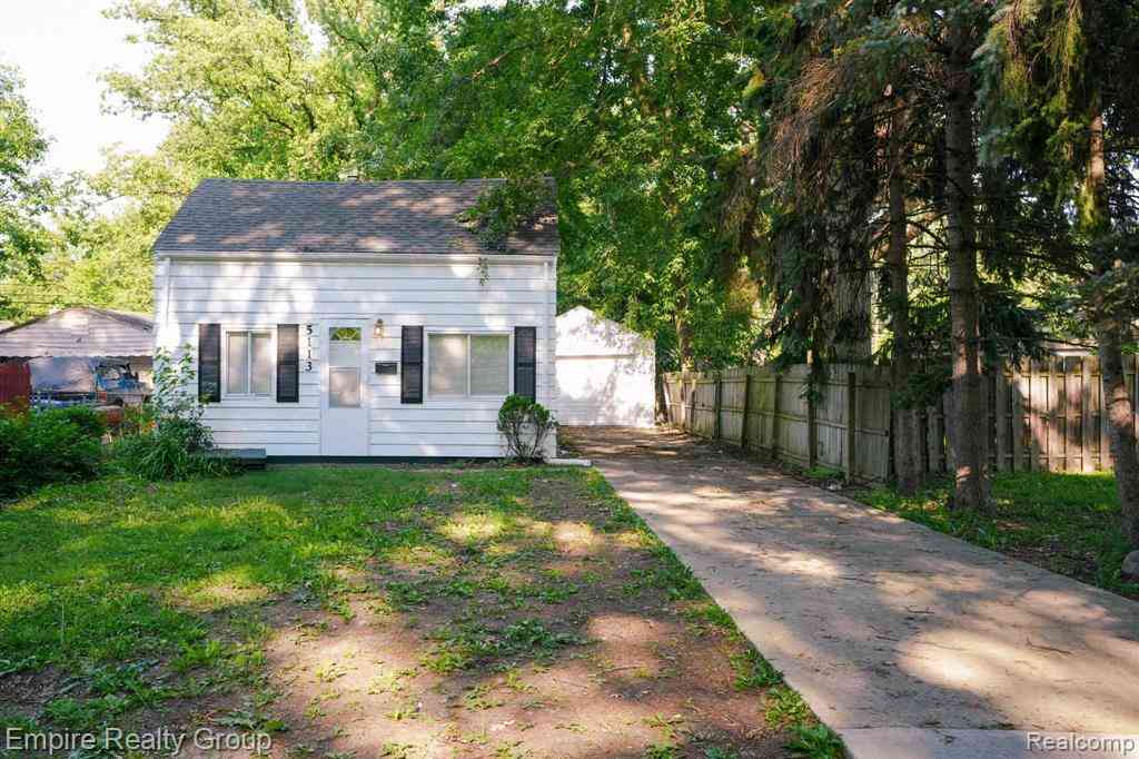 Homes For Sale - 5113 Detroit  <br/> Dearborn Heights, MI 48125