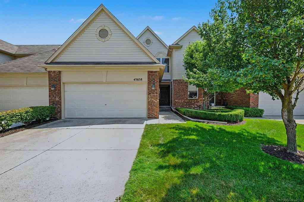 Condo For Sale - 45658 Rathmore Street <br/> Macomb, MI 48044