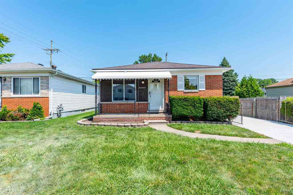 Homes For Sale - 20723 Colman Street <br/> Clinton Township, MI 48035