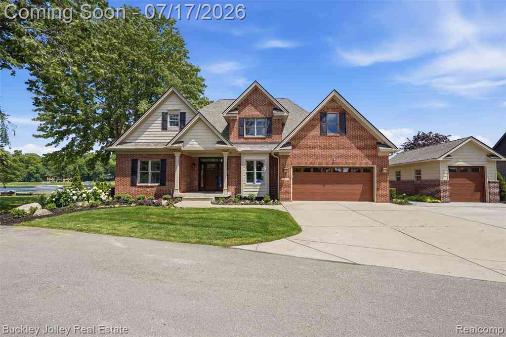 Homes For Sale - 3871 Homestead Drive <br/> Livingston County, Howell, MI 48843