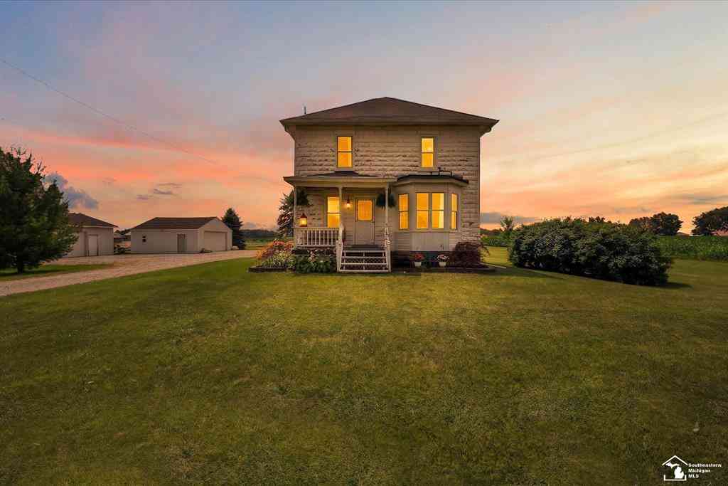 Homes For Sale - 9515 Allison Road <br/> Monroe County, Maybee, MI 48159