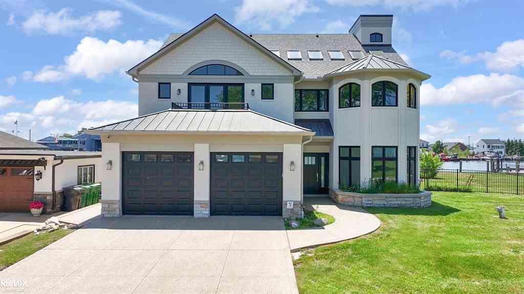Homes For Sale - 32824 N River Road <br/> Harrison Township, MI 48045