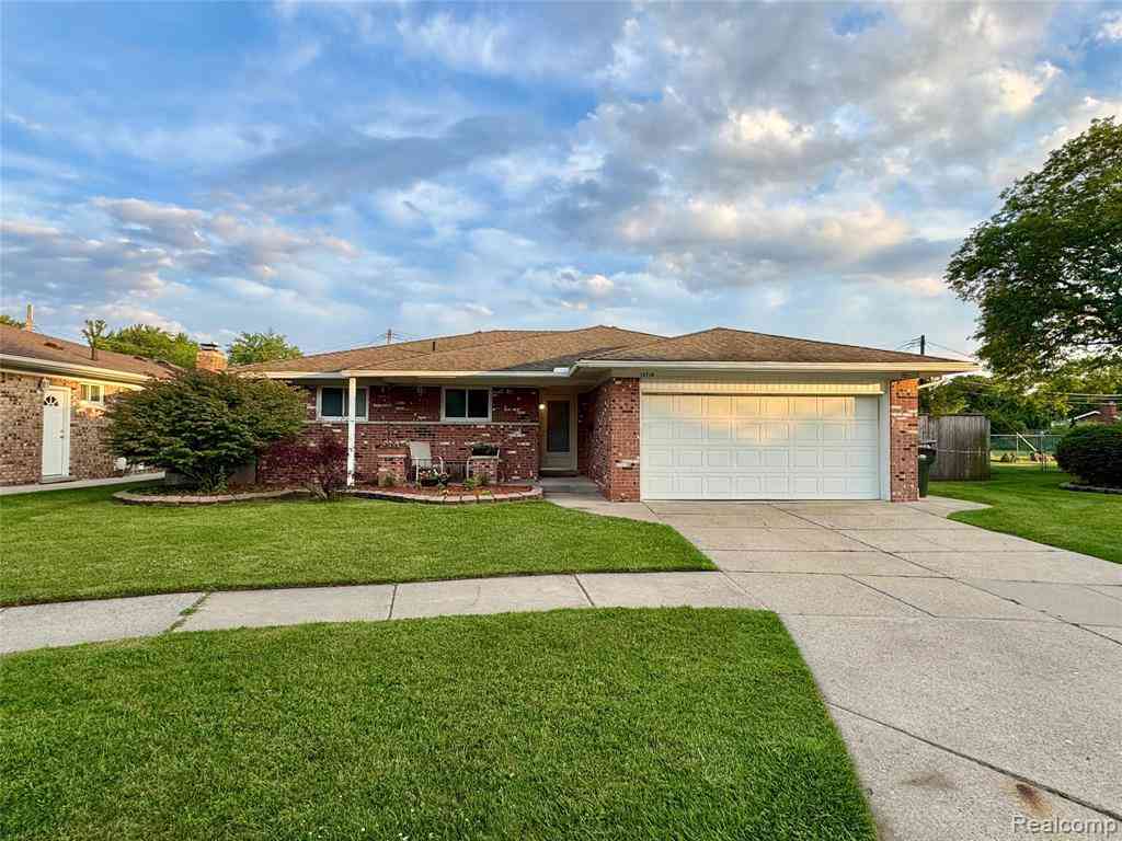 Homes For Sale - 14718 Howell Court <br/> Sterling Heights, MI 48312
