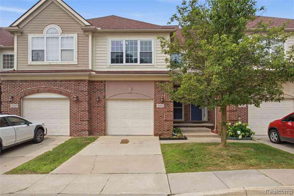 Condo For Sale - 3025 Aspen Lane <br/> Washtenaw County, Ann Arbor, MI 48108