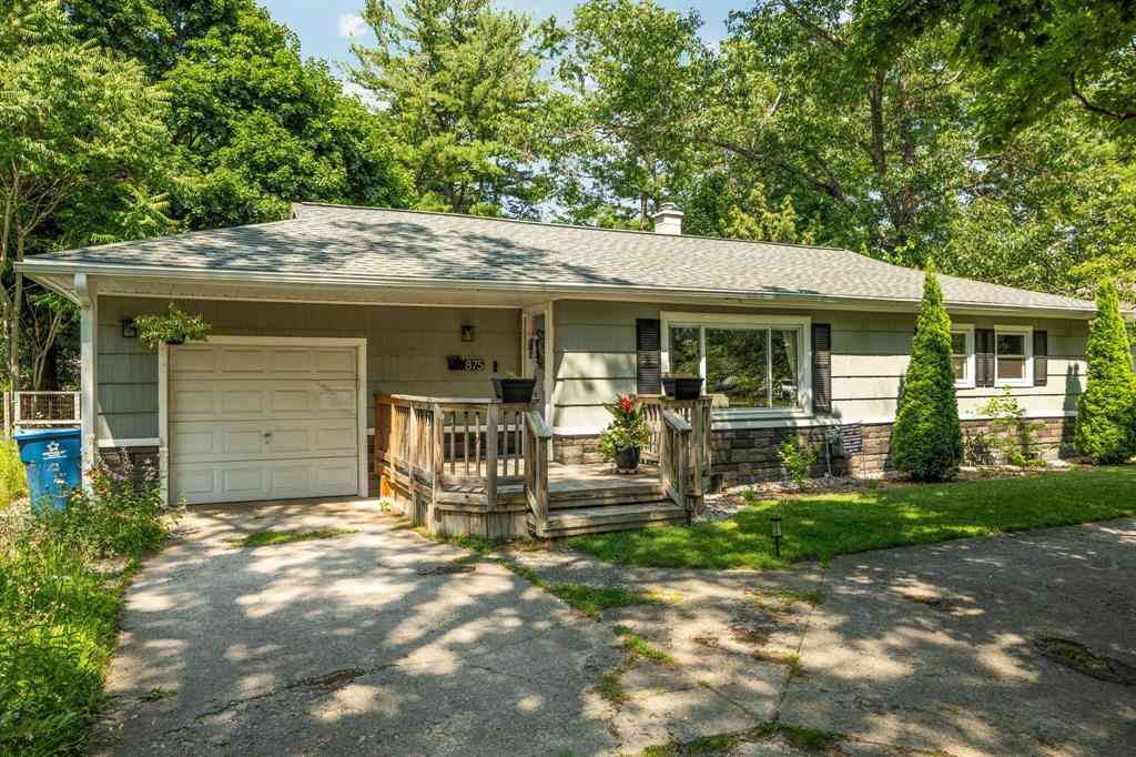 Homes For Sale - 875 Indian Trail Boulevard <br/> Traverse City, MI 49686