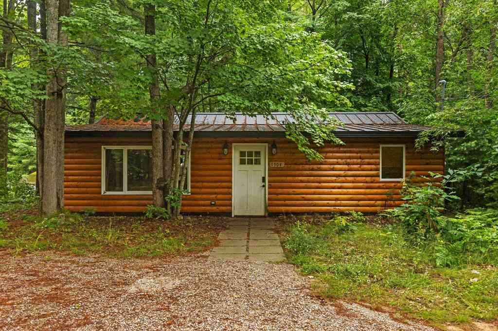 Homes For Sale - 1304 Poplar Drive, Ne  <br/> Kalkaska County, Kalkaska, MI 49646