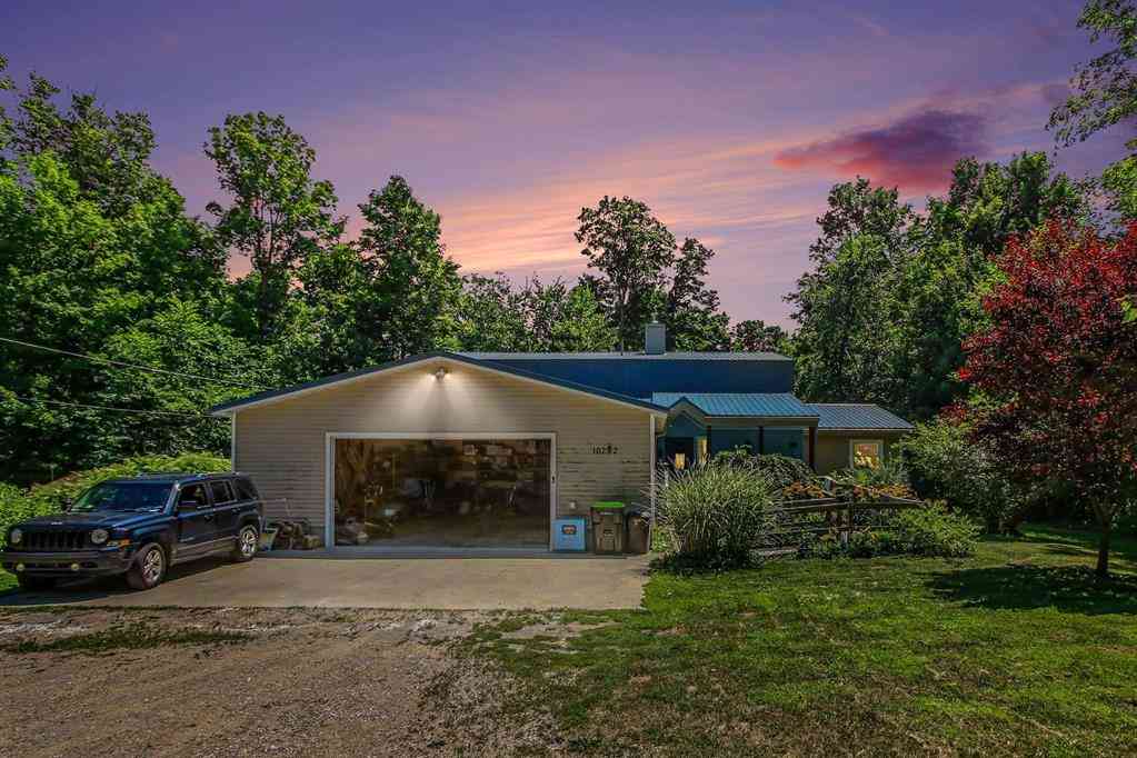 Homes For Sale - 10212 E 48 Road <br/> Wexford County, Cadillac, MI 49601
