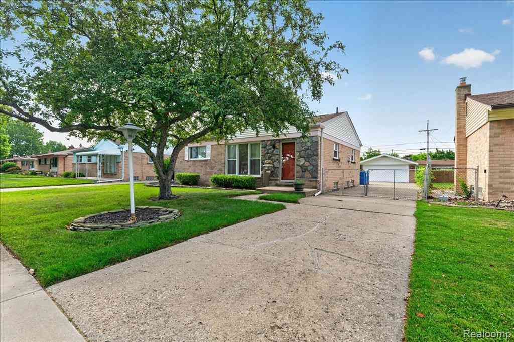 Homes For Sale - 11908 Stamford Avenue <br/> Warren, MI 48089
