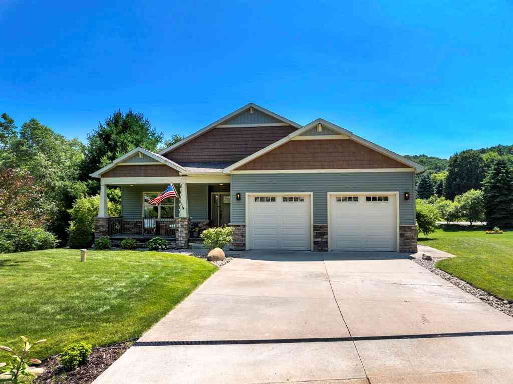 Homes For Sale - 9366 E Summerfield Drive <br/> Traverse City, MI 49684