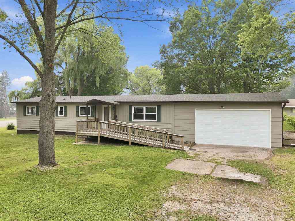 Homes For Sale - 1250 Laurel Street <br/> Wexford County, Cadillac, MI 49601