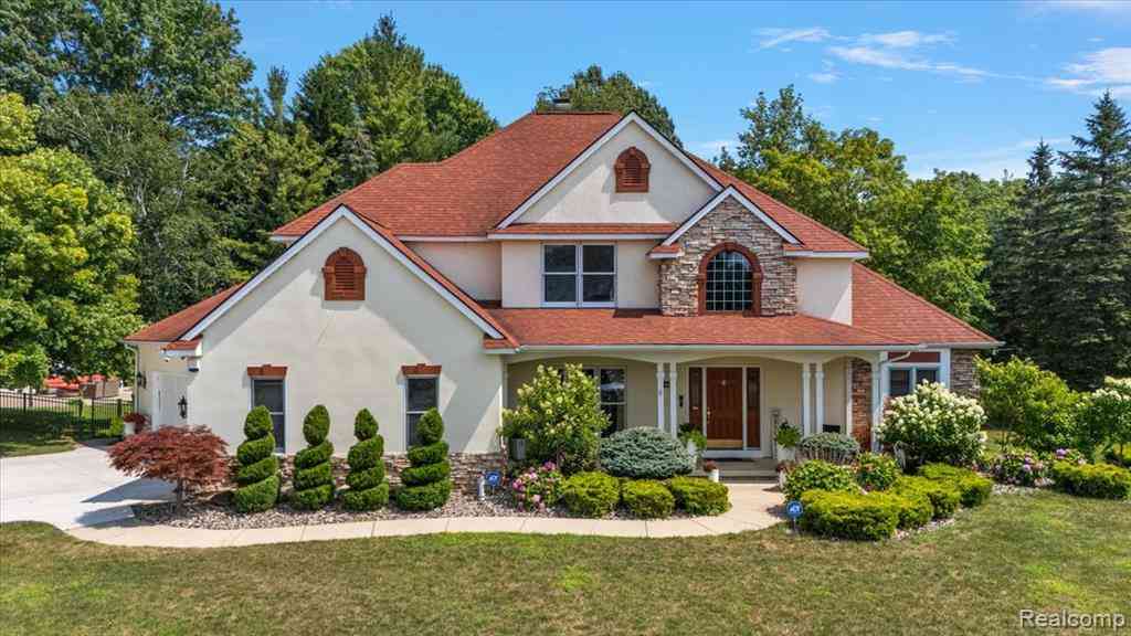 Homes For Sale - 3460 Forest Meadow Court <br/> Saginaw County, Saginaw, MI 48603