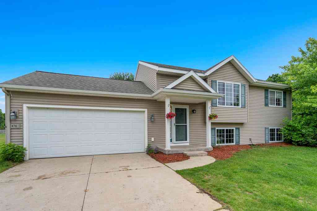 Homes For Sale - 4769 Sandtrap Drive <br/> Traverse City, MI 49685