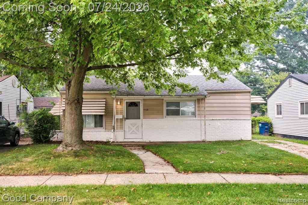 Homes For Sale - 5700 Farnum Street <br/> Westland, MI 48186