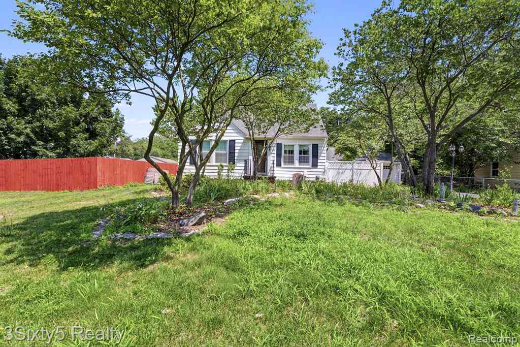 Homes For Sale - 13599 S Huron River Drive <br/> Romulus, MI 48174