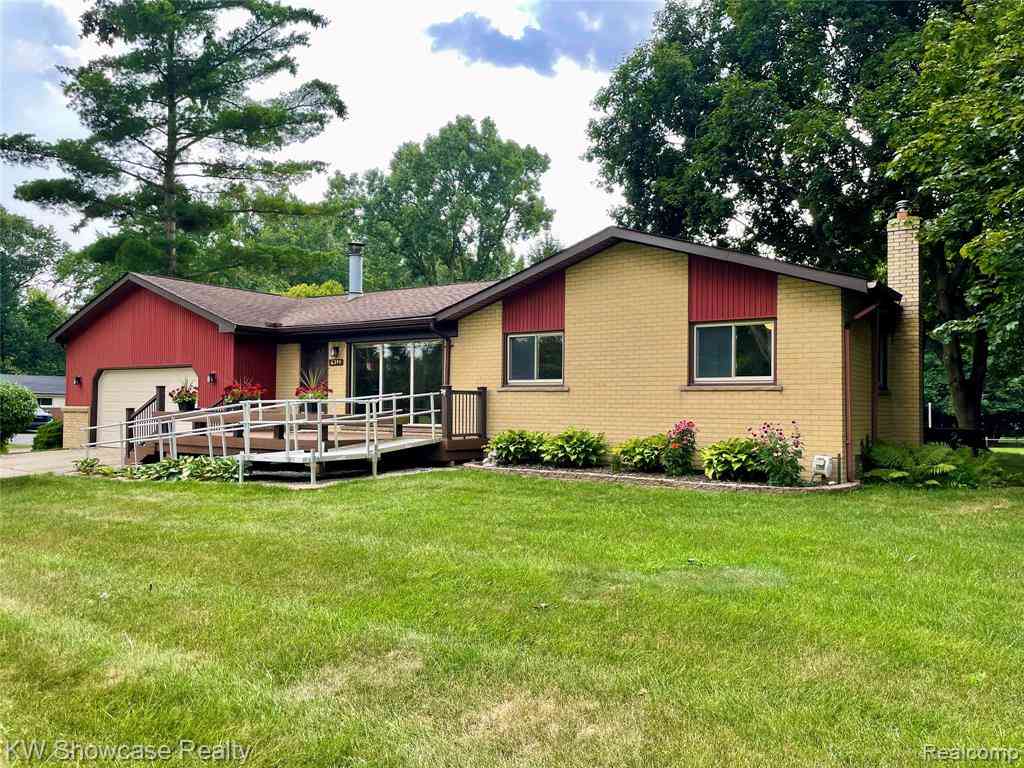 Homes For Sale - 6391 Snow Apple Drive <br/> Clarkston, MI 48346