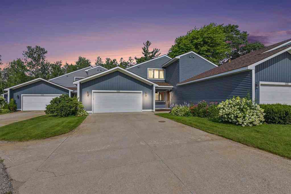 Condo For Sale - 133 North Shore Drive West  <br/> Wexford County, Cadillac, MI 49601