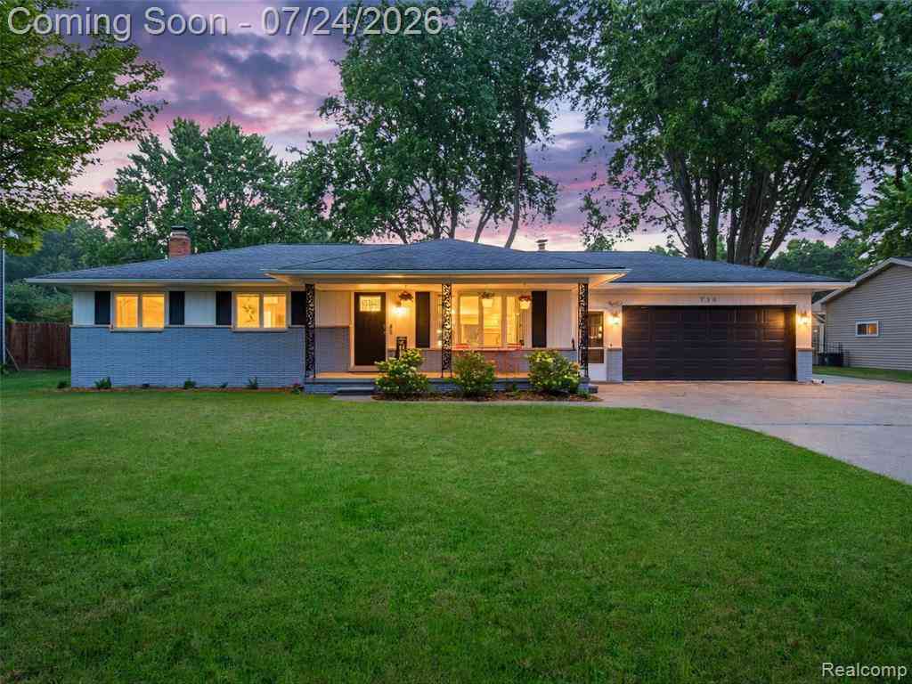 Homes For Sale - 738 6th Street <br/> Saint Clair County, Marysville, MI 48040