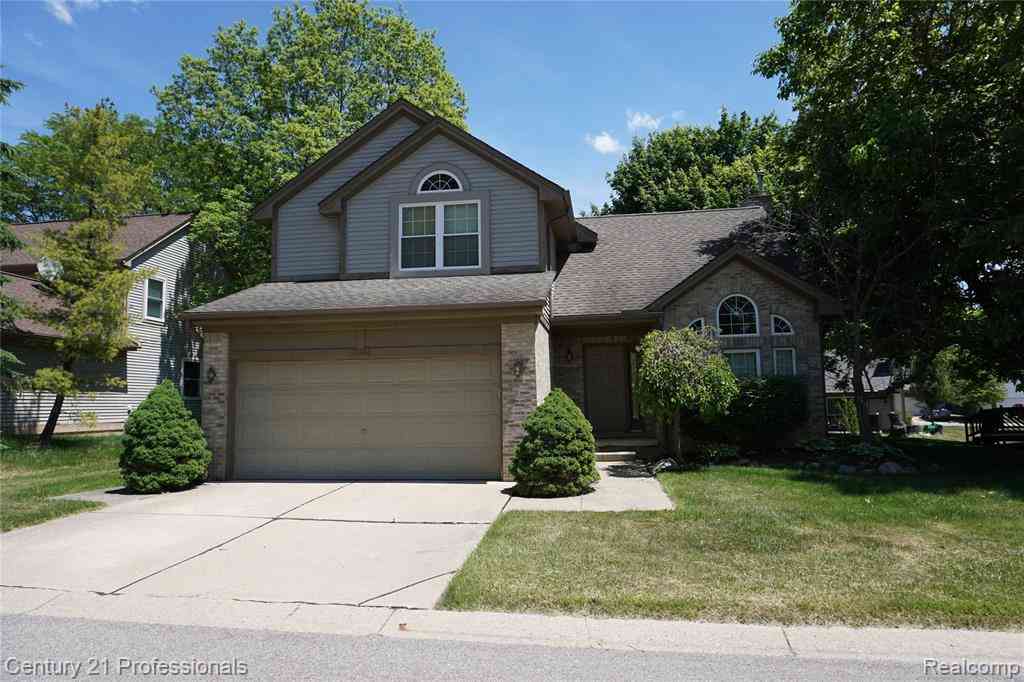 Homes For Rent - 23244 Potomac Circle <br/> Farmington, MI 48335