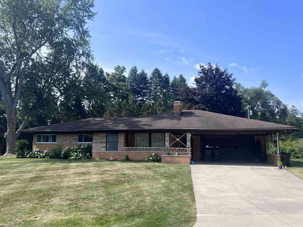 Homes For Sale - 5156 Eastbrook Ct Court <br/> Utica, MI 48316