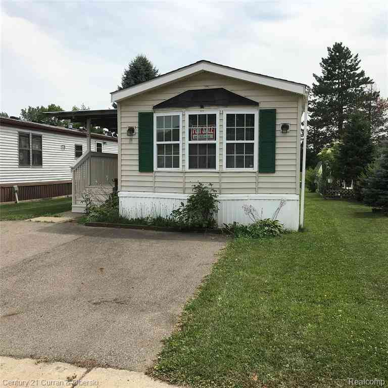 Homes For Sale - 6564 E Michigan Avenue  #2<br/> Washtenaw County, Saline, MI 48176
