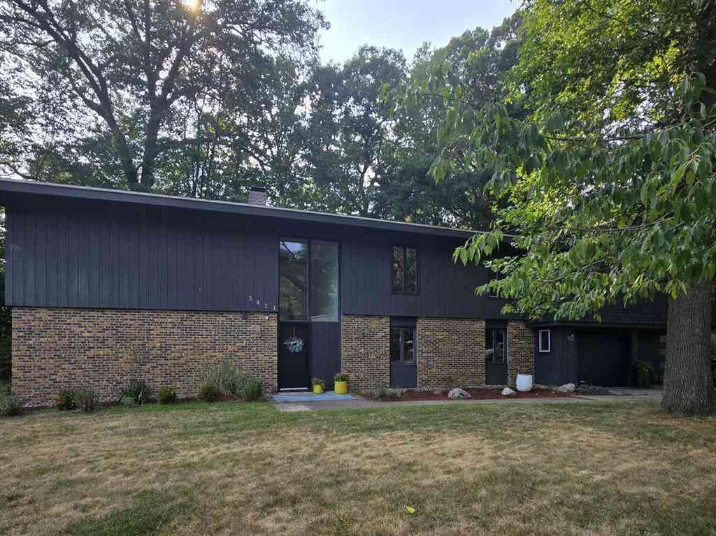Homes For Sale - 3431 Tricklewood Drive Se SE<br/> Grand Rapids, MI 49546