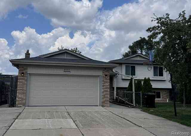 Homes For Sale - 4111 Rose Mary Drive <br/> Macomb County, Sterling Heights, MI 48310