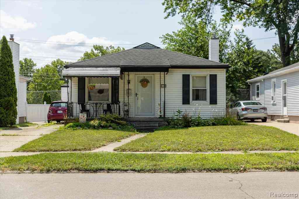 Homes For Sale - 1860 Shevlin Street <br/> Ferndale, MI 48220