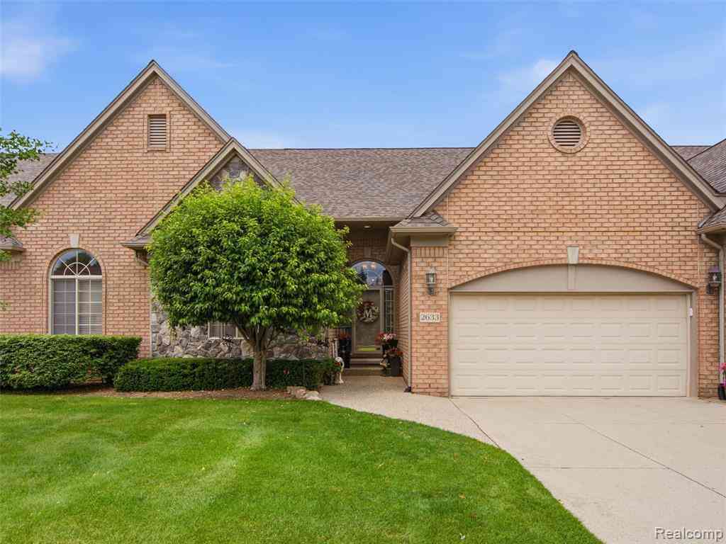Condo For Sale - 2633 Ridgecrest Drive <br/> Utica, MI 48316