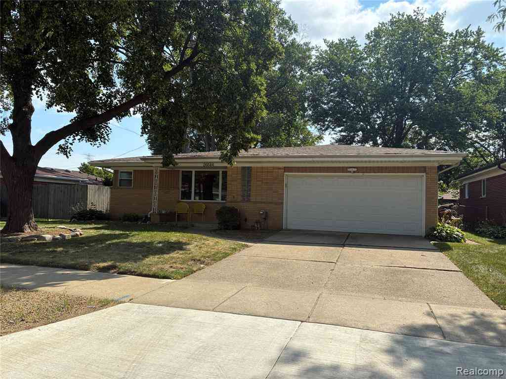 Homes For Sale - 26644 Marilyn Avenue <br/> Warren, MI 48089