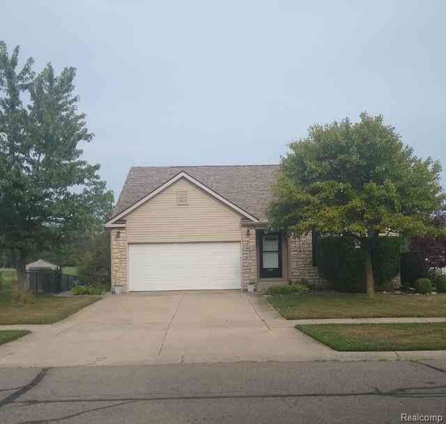 Homes For Sale - 1892 Elkton Drive <br/> Monroe County, Monroe, MI 48162