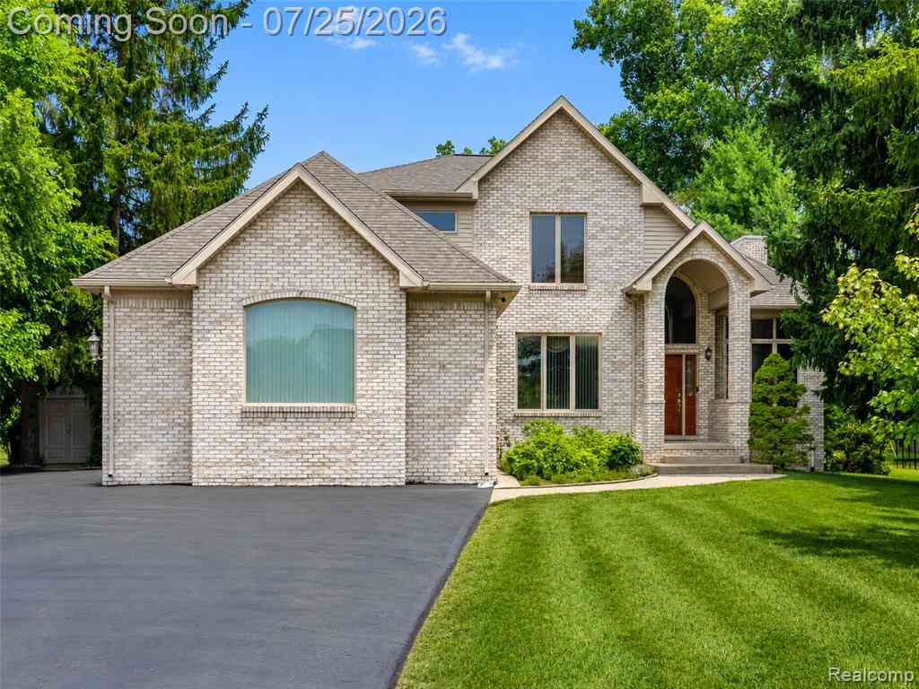 Homes For Sale - 3757 Bendelow Road <br/> Rochester, MI 48307
